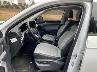 Volkswagen Tayron 2024 300TSI Tracción a dos ruedas de lujo Plus Versión avanzada interior foto 14 Volkswagen Tayron 2024 300TSI Tracción a dos ruedas de lujo Plus Versión avanzada interior foto 14