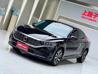 Volkswagen Passat 2022 330TSI Version de luxe extérieur photo 1