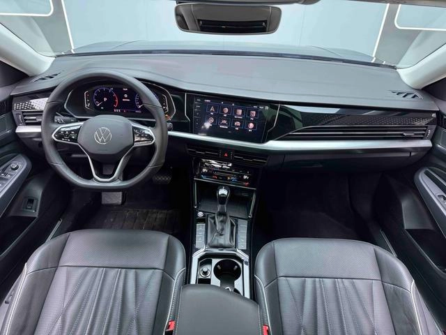 Volkswagen Passat 2022 330TSI Version de luxe extérieur photo 7