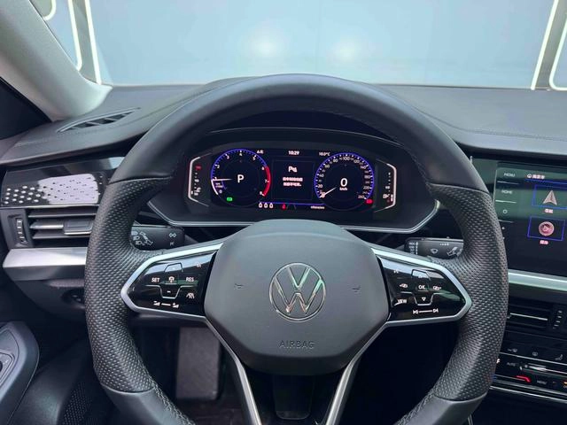 Volkswagen Passat 2022 330TSI Version de luxe extérieur photo 9
