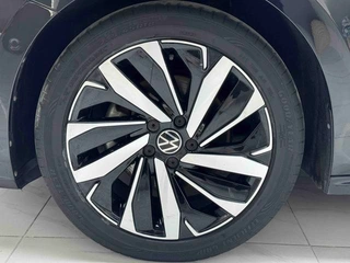 Volkswagen Passat 2022 330TSI Version de luxe intérieur photo 15