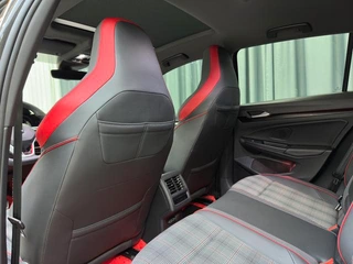 Volkswagen Golf GTI 2021 380TSI DSG GTI интерьер фото 11