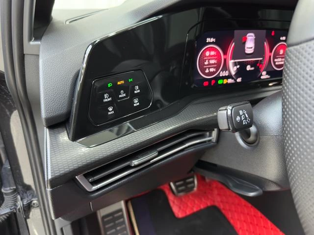 Volkswagen Golf GTI 2021 380TSI DSG GTI интерьер фото 17