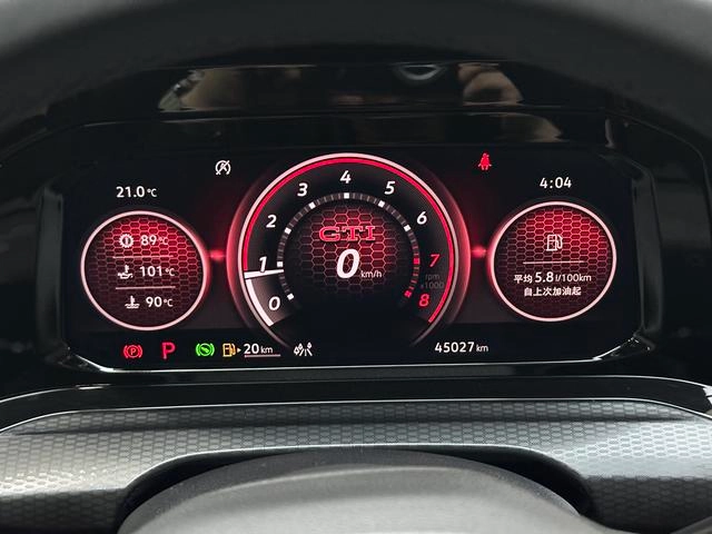 Volkswagen Golf GTI 2021 380TSI DSG GTI интерьер фото 18