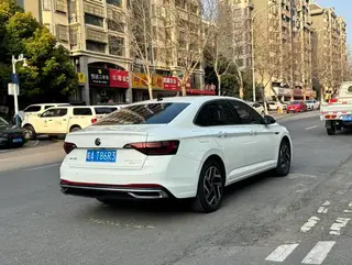 Volkswagen Sagitar 2023 300TSI DSG Version transcendée extérieur photo 3