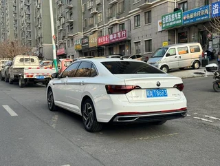 Volkswagen Sagitar 2023 300TSI DSG Version transcendée extérieur photo 4