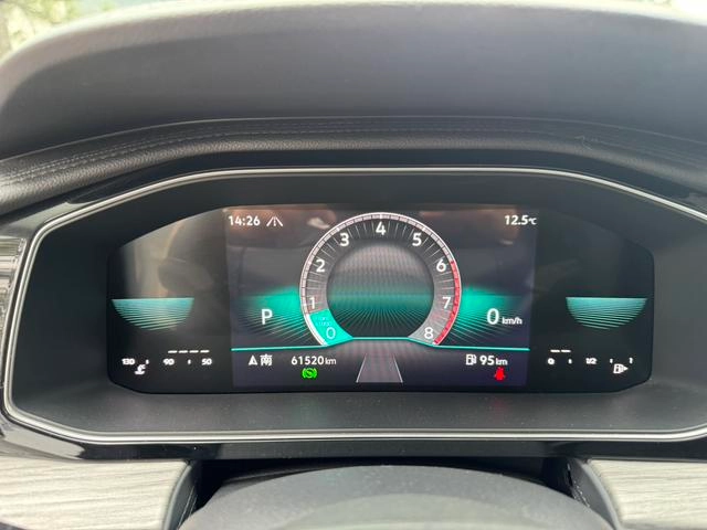 Volkswagen Sagitar 2023 300TSI DSG Versión más allá interior foto 16 Volkswagen Sagitar 2023 300TSI DSG Versión más allá interior foto 16
