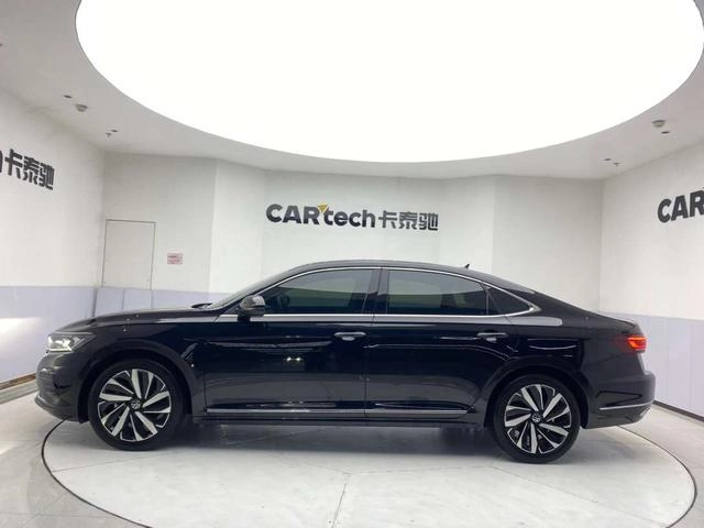 Volkswagen Passat 2022 330TSI Элитная версия экстерьер фото 8