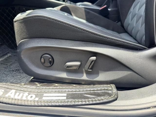 Volkswagen Sagitar 2023 300TSI DSG Edición de excelencia interior foto 16
