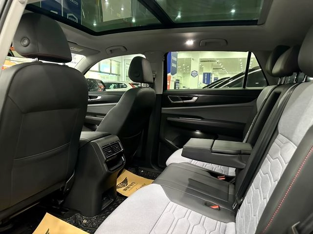 Volkswagen Teramont 2021 Teramont X 330TSI Двухприводная люксовая версия интерьер фото 20