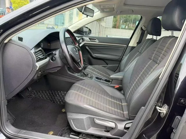 Volkswagen Lavida 2021 280TSI DSG Versión cómoda interior foto 9
