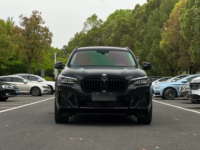BMW X3 2022 xDrive30i Leading Type M Obsidian Night Suit exterior photo 2