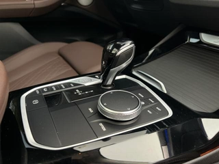 BMW X3 2022 xDrive30i Leading Type M Obsidian Night Suit interior photo 17