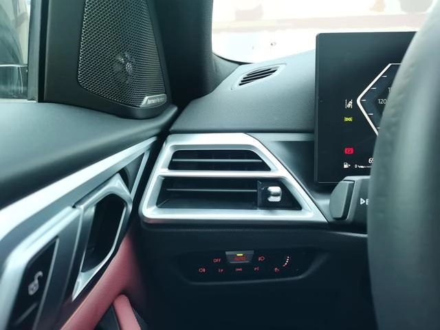 BMW 4 Series 2024 430i Gran Coupe M Sports Night Suit interior photo 15 BMW 4 Series 2024 430i Gran Coupe M Sports Night Suit interior photo 15