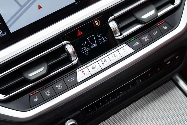 BMW 4 Series 2022 430i Gran Coupe M Sports Night Suit interior photo 20
