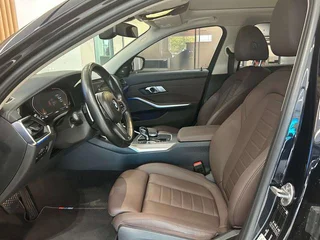 BMW 3 Series 2021 Mise à jour 325Li M Set de nuit de sport intérieur photo 8
