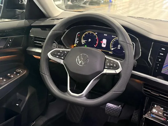 Volkswagen Passat 2025 Expart 380TSI Version Long Yao intérieur photo 13