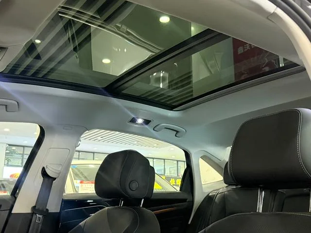 Volkswagen Passat 2025 Expart 380TSI Version Long Yao intérieur photo 16