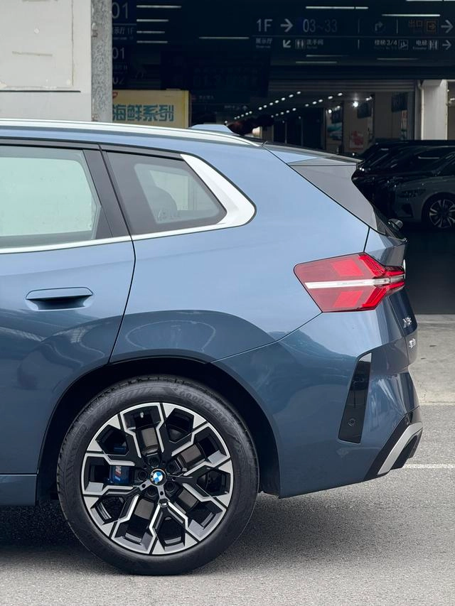 BMW X3 2025 xDrive30L Premium Class M Sports suit exterior photo 7