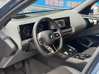 BMW X3 2025 xDrive30L Premium Class M Sports suit interior photo 12