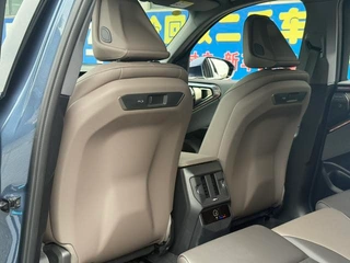 BMW X3 2025 xDrive30L Premium Class M Sports suit interior photo 18