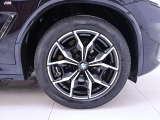 BMW X4 2022 xDrive 25i M Sports suit exterior photo 7