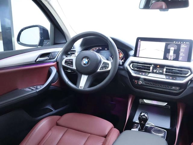 BMW X4 2022 xDrive 25i M Sports suit interior photo 15