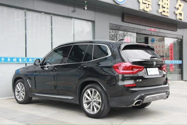 BMW X3 2021 xDrive25i Ensemble de luxe intérieur photo 17