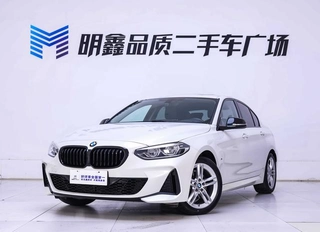 BMW 1 Series 2021 Restyling 120i M Sports Obsidian Night Edition exterior photo 1