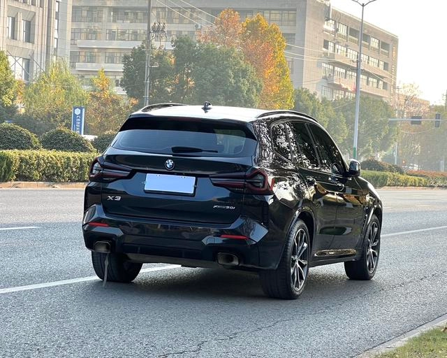 BMW X3 2022 xDrive30i Leading Type M Obsidian Night Suit exterior photo 4