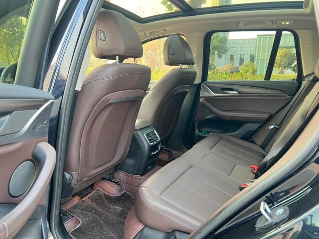 BMW X3 2022 xDrive30i Leading Type M Obsidian Night Suit exterior photo 9
