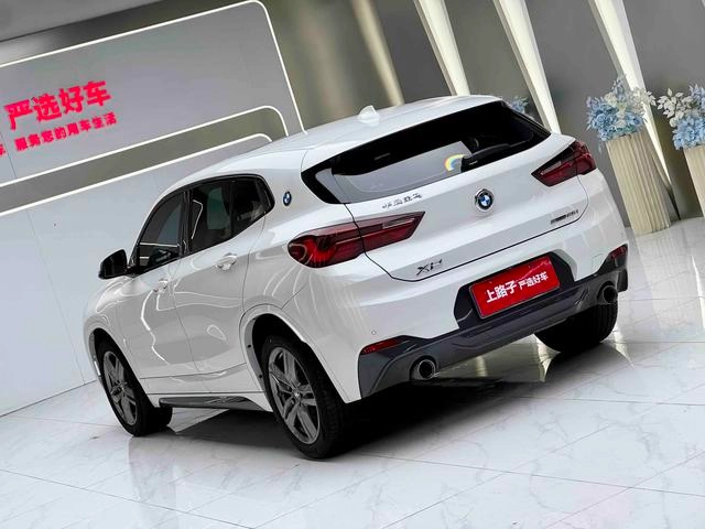 BMW X2 2022 sDrive25i M Ensemble de sport extérieur photo 4