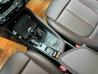 BMW X2 2022 sDrive25i M Ensemble de sport intérieur photo 11