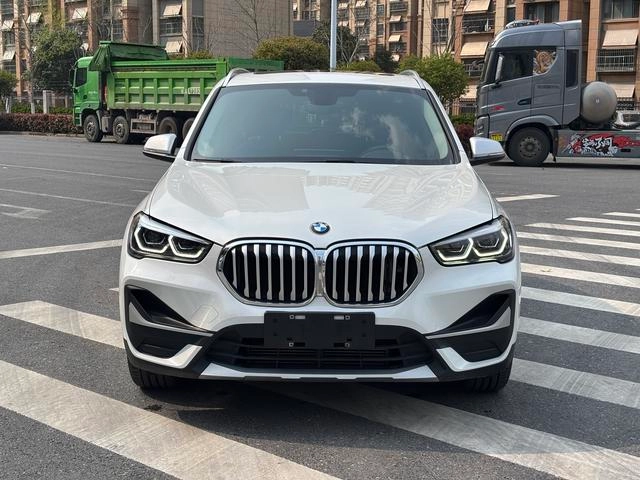 BMW X1 2022 sDrive20Li Fashionable exterior photo 2