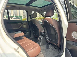 BMW X1 2022 sDrive20Li Fashionable interior photo 17