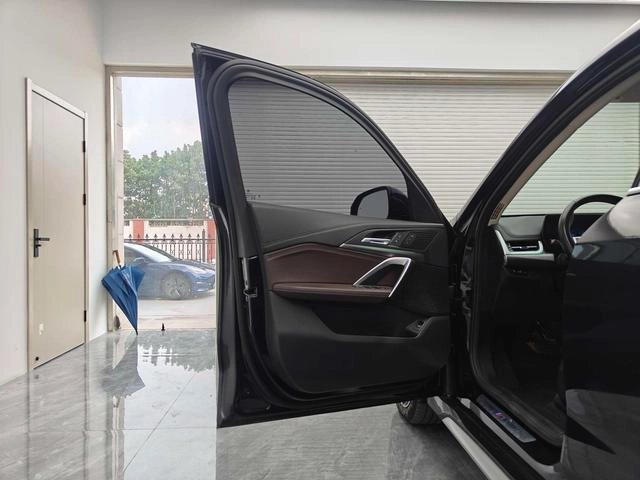 BMW X1 2023 xDrive25Li M Sports suit exterior photo 8