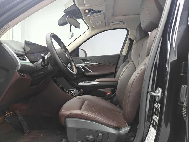 BMW X1 2023 xDrive25Li M Sports suit exterior photo 9