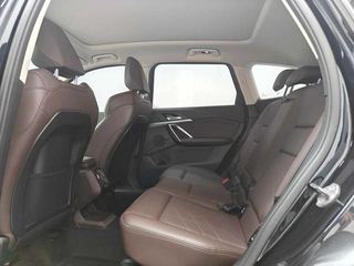 BMW X1 2023 xDrive25Li M Sports suit interior photo 11