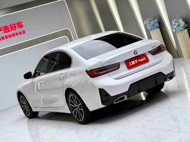 BMW 3 Series 2025 325i M Sports suit exterior photo 6 BMW 3 Series 2025 325i M Sports suit exterior photo 6
