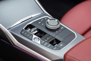 BMW 4 Series 2024 430i M Спортивный ночной костюм интерьер фото 13