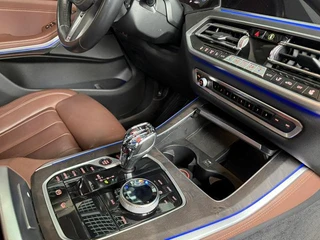 BMW X5 2021 Restyling xDrive40i Premium Class M Sports suit interior photo 12 BMW X5 2021 Restyling xDrive40i Premium Class M Sports suit interior photo 12