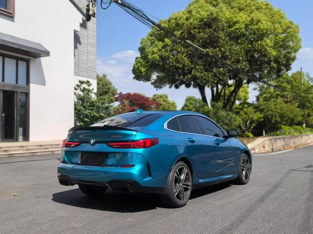 BMW 2 Series 2023 225i Four-door coupe M Sports suit exterior photo 4 BMW 2 Series 2023 225i Four-door coupe M Sports suit exterior photo 4