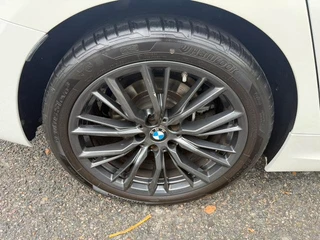 BMW 3 Series 2022 Restyling 325i M Sports Night Suit exterior photo 8