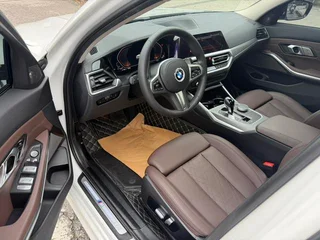 BMW 3 Series 2022 Restyling 325i M Sports Night Suit exterior photo 9