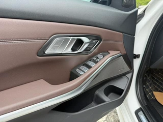 BMW 3 Series 2022 Restyling 325i M Sports Night Suit interior photo 11