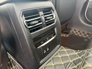 BMW 3 Series 2022 Restyling 325i M Sports Night Suit interior photo 14