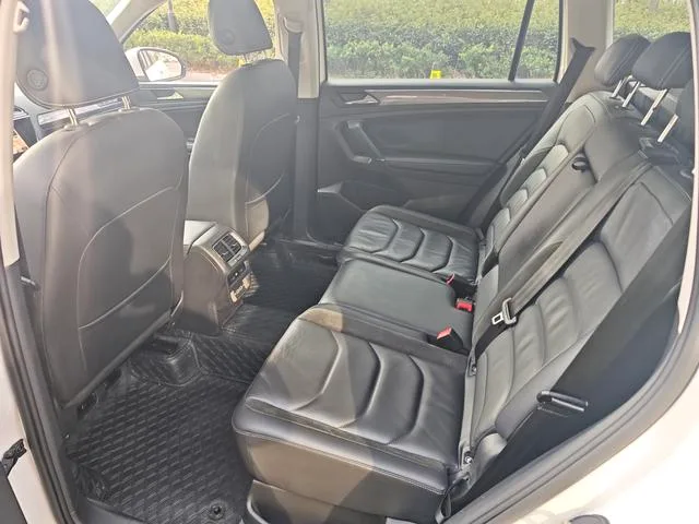 Volkswagen Tiguan L 2021 330TSI Transmission automatique à deux roues motrices R-Line Version de plus en plus extérieur photo 5