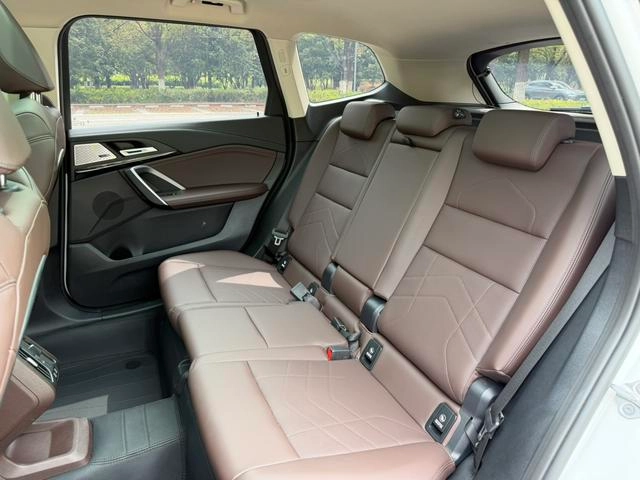 BMW X1 2023 sDrive25Li X Design Suit interior photo 19 BMW X1 2023 sDrive25Li X Design Suit interior photo 19