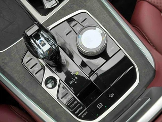 BMW X5 2022 xDrive 30Li M Ensemble de sport intérieur photo 11