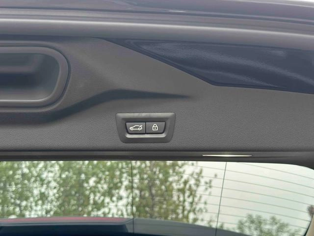 BMW X5 2022 xDrive 30Li M Ensemble de sport intérieur photo 16